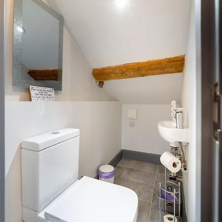 8 Bed In Windermere Oc-Lr103 ווינדרמר