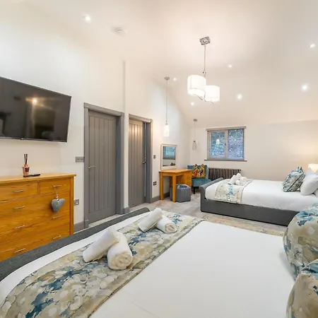 בית נופש 8 Bed In Windermere Oc-Lr103