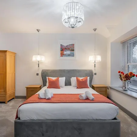 8 Bed In Oc-lr103 *