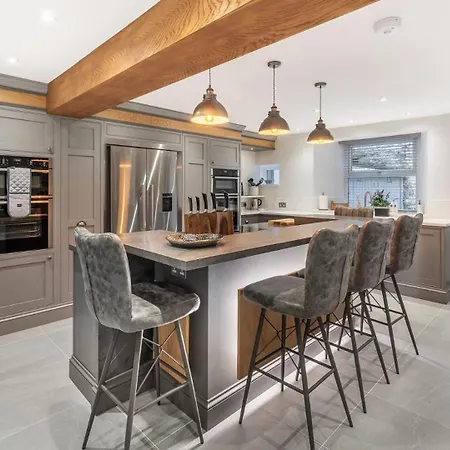 8 Bed In Windermere Oc-Lr103