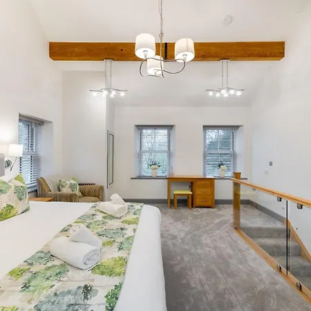 8 Bed In Windermere Oc-Lr103 ווינדרמר