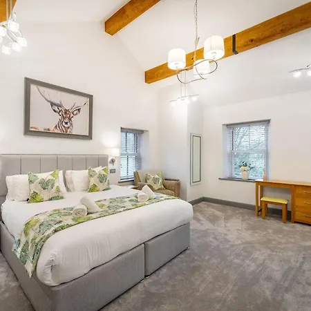 בית נופש 8 Bed In Windermere Oc-Lr103 *