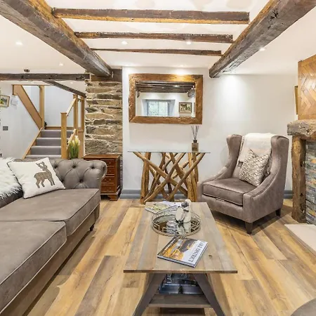 8 Bed In Oc-lr103 *