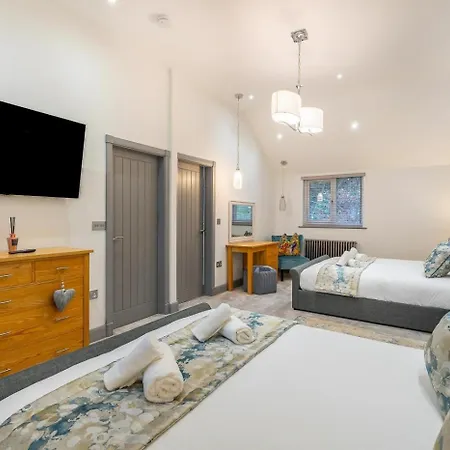 8 Bed In Oc-lr103