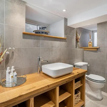 בית נופש 8 Bed In Oc-lr103 *